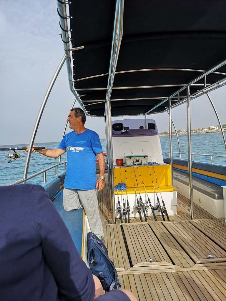 Dolphin Boat Safari Sport Fishing